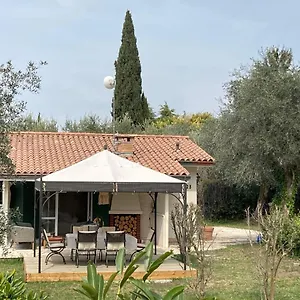 https://ca-bardolino.hotelinveneto.com